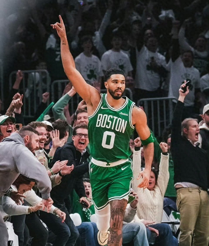 塔图姆复出搅动东部格局 骑士对阵魔术险遭逆转