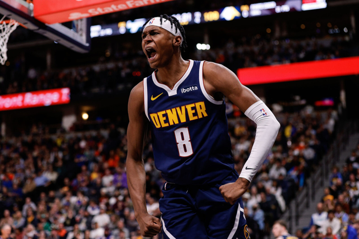 特雷-杨赛季报销引续约争议，球员选项成关键变